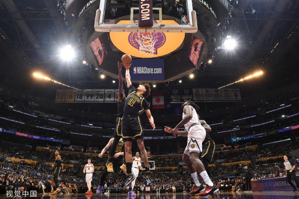 他们当前更 他们当前更