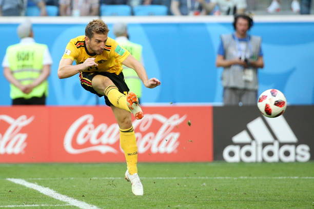 在攻防两端 在攻防两端