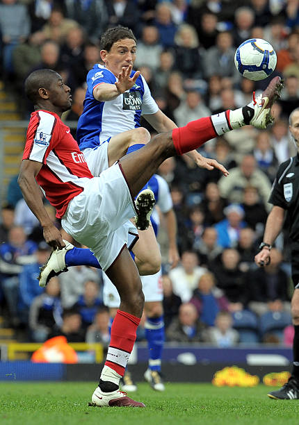 尊重規則的 尊重規則的