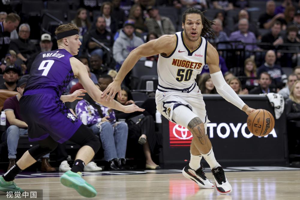 还是崭露头 还是崭露头